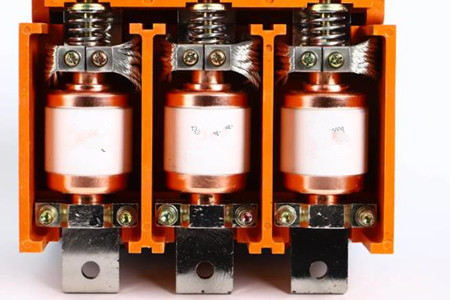 高壓真空開關管出現黃斑，這幾點原因需掌握！